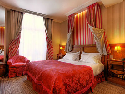Au Manoir Saint Germain Parijs